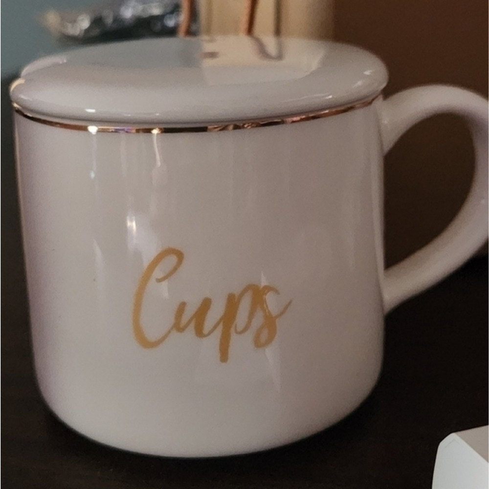 NWT Cups 2-in-1 Smart Mug Warmer and Wireless‎ Charger Set